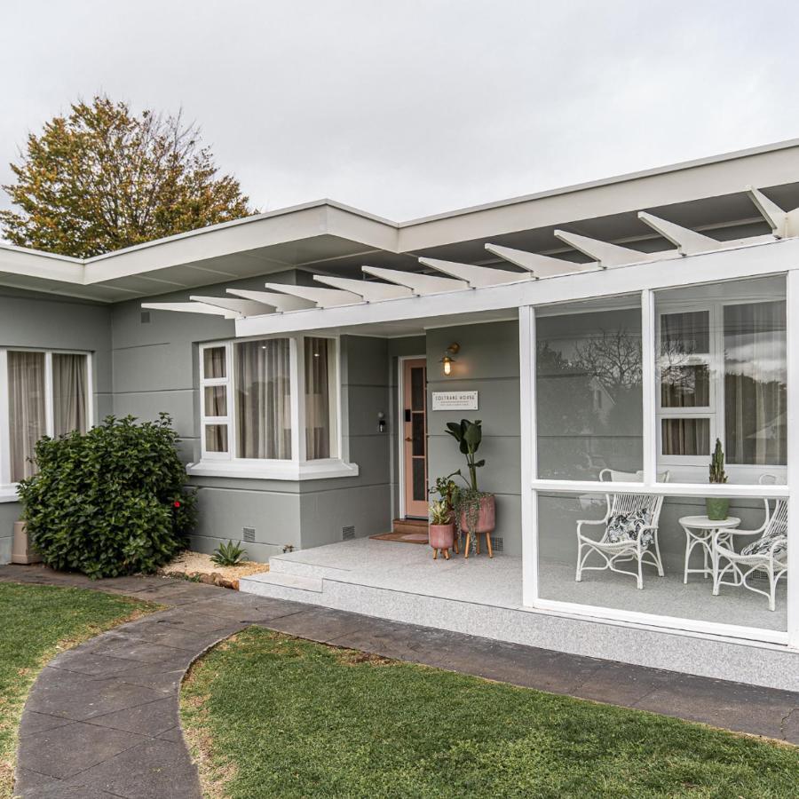 Coltrane House -Luxury Getaway Villa Mount Gambier Buitenkant foto
